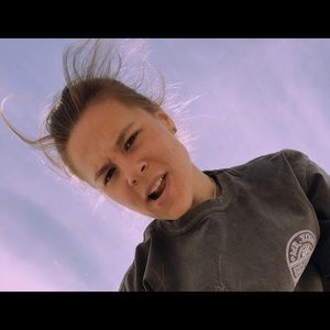 Meet your Posher, Abi